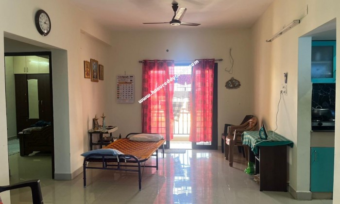 2 BHK Flat for Sale in Kazhipattur